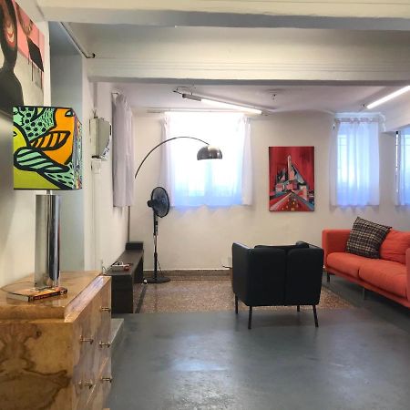 Stylish, Basement Studio With Roof Top Access - Ep9B アテネ エクステリア 写真